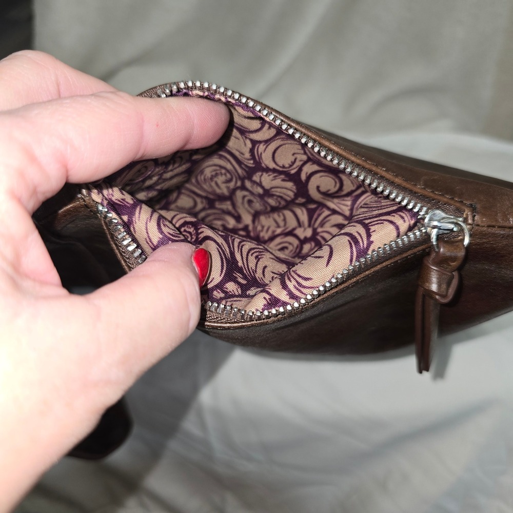 HOBO brand‎ leather envelope style shoulder bag in walnut - Picture 3 of 9